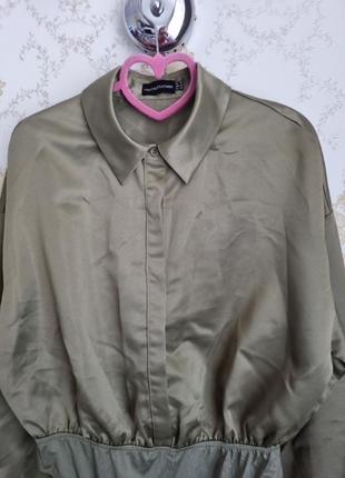 Атласна сорочка боді оливкого кольору plt6 фото