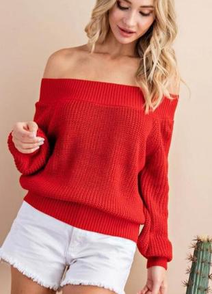 Женский свитер новый с открытыми плечами