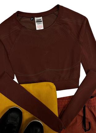 Спортивный кроп топ с рукавами укороченный лонгслив gymshark оригинал