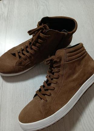 Крссовки,ботинки ,натуральная кожа