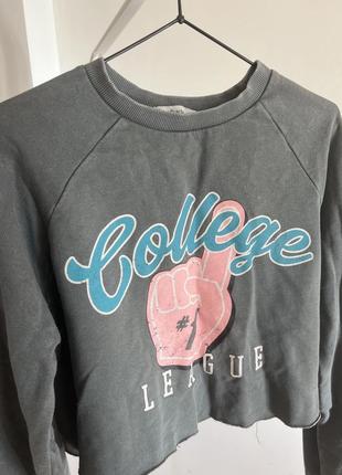 Свитшот кофта худи укороченная кофта stradivarius 2