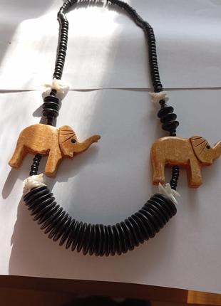 Винтажное ожерелье со слонами. дерево ручная работа