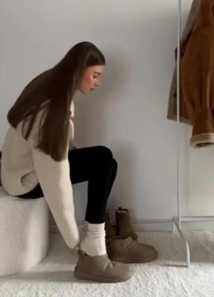 Костюм (свитер + лосины) фото реал