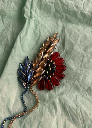Брошка колосок жовто-блакитний з маком з бісеру та кристалів