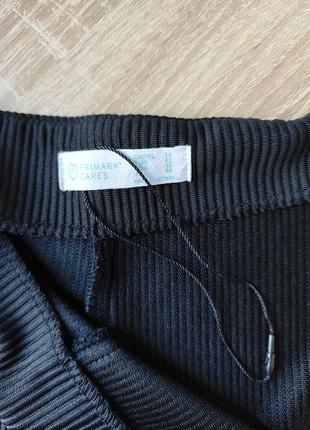 Черные брюки в рубчик с боковыми разрезами primark cares8 фото