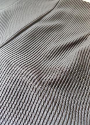 Черные брюки в рубчик с боковыми разрезами primark cares7 фото