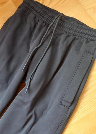 Спортивные штаны для мальчика на тонком флисе чёрные штаны3 фото