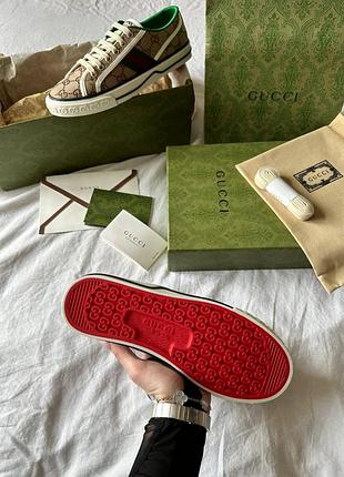 Жіночі кеди у стилі gucci sneakers tennis 197710 фото