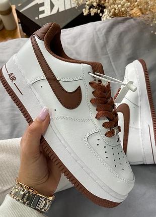 Стильні кросівки nike air force 1 low '07 pecan