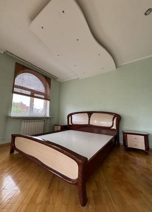 Ліжко у спальню з тумбами king size