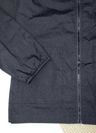 Халат - накидка на замочке, с карманчиками, с белым воротничком. бренд: ovs размер: 📌 140 см. (9-10 рок6 фото