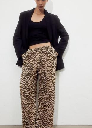 Трендовые леопардовые брюки свободного кроя от h&amp;m2 фото