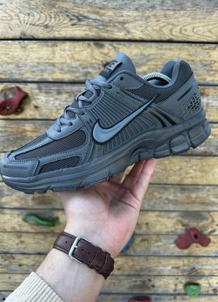 Кроссовки nike zoom vomero 5