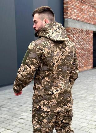 Чоловіча військова піксельна куртка soft shell демісезонна тактична куртка  з капюшоном для військовослужбовців4 фото