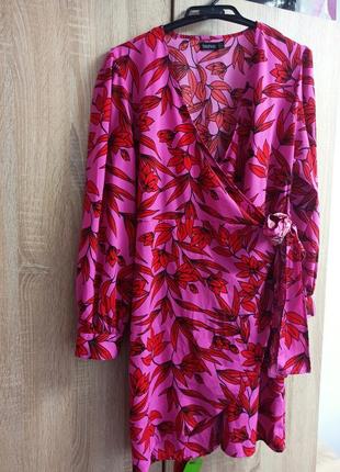 Сукня жіноча