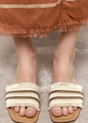 Шлепанцы zara с базрой