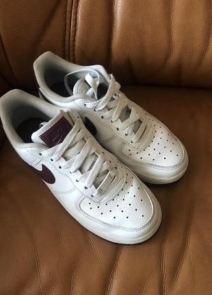 Кросівки шкіряні nike