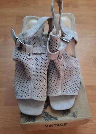 Босоніжкі 40- 41 розмір