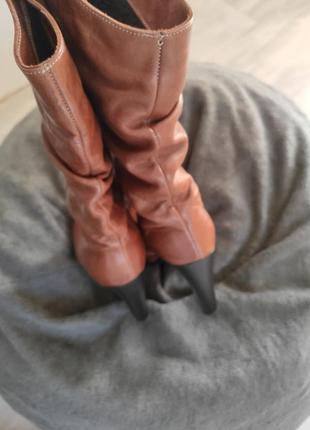 Нові сапоги жіночі черевики до коліна на підборах каблуці 39 розмір зимові коричневі рижі чоботи зимові3 фото