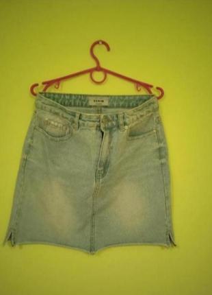 Женская светлая джинсовая юбка2 фото