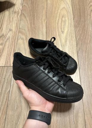 Кросівки adidas superstar