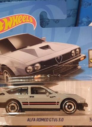 Hot wheels 2024 factory fresh alfa romeo gtv6 3.0 8/10 98/250 htc53 альфа ромео машинки колекційні хот вілс