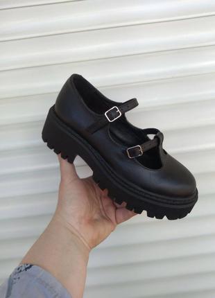 Туфли женские черные кожаные с ремешками 35 размер1 фото