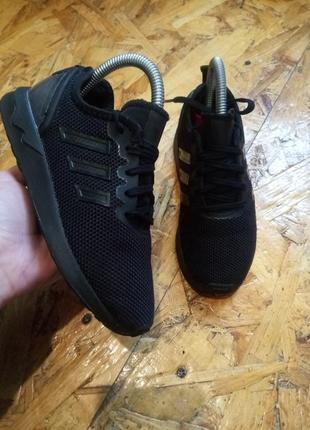 Кроссовки крассовки adidas1 фото