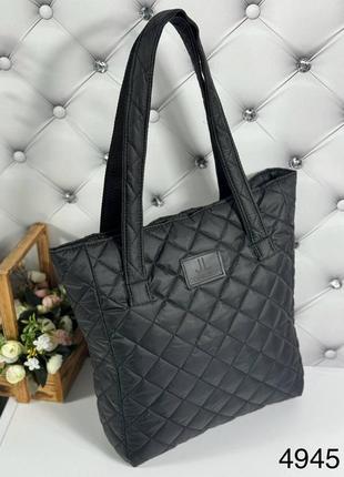 Женская стильная и качественная сумка из стеганой плащевки черная5 фото