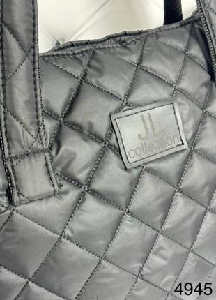 Женская стильная и качественная сумка из стеганой плащевки черная9 фото