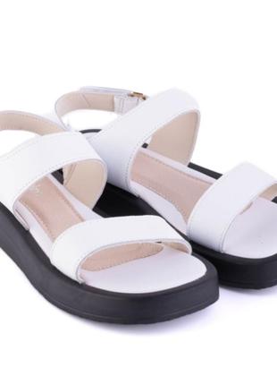 Стильные белые босоножки сандалии на липучке3 фото