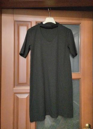 Чорне трикотажне плаття