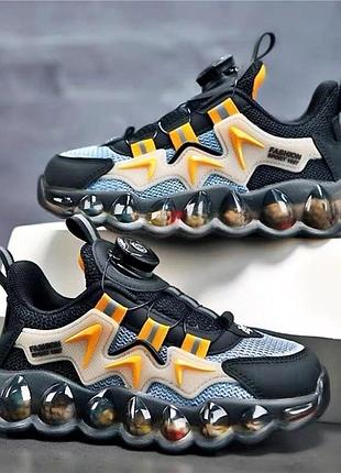 Детские кроссовки