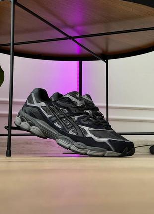 Кроссовки asics
