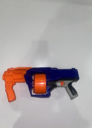 Nerf пістолет-15 патронів