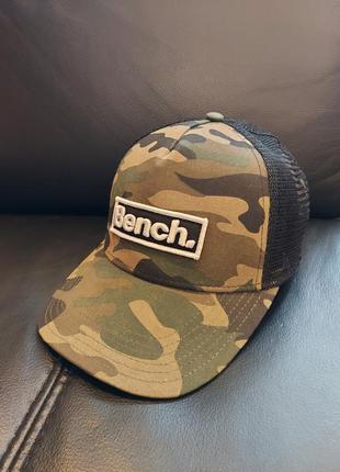 Кепка (тракер) bench