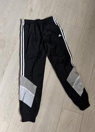 Штани спортивні adidas