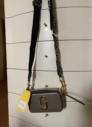 Оригинальная кожаная сумка от marc jacobs