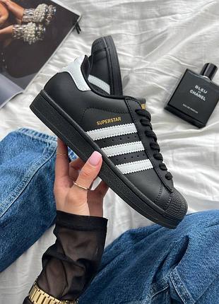 Женские кожаные кроссовки adidas superstar black white адидас суперстары черные