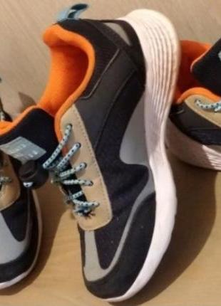 Кросівки 28 розмір