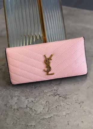 Кошелек розового цвета