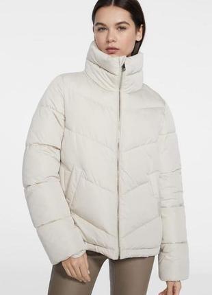 Пуфер куртка stradivarius s