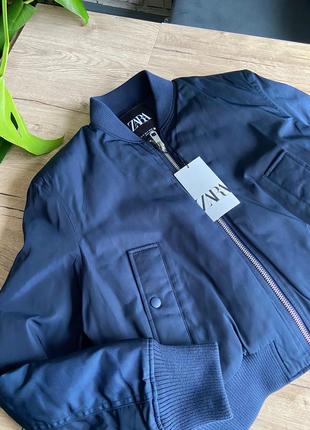 Бомбер новый zara