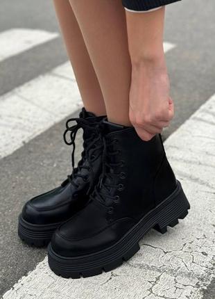 Черевики шкіряні жіночі