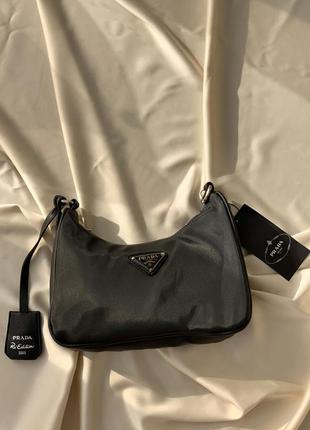 Жіноча сумка prada re-edition mini black4 фото