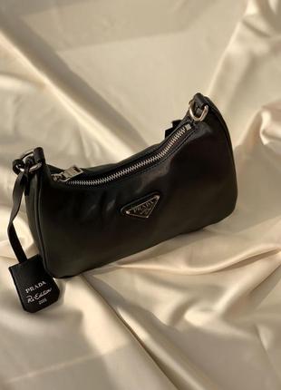 Жіноча сумка prada re-edition mini black1 фото