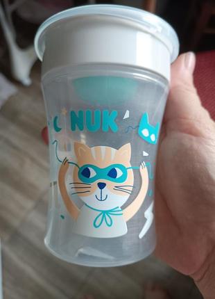 Обучально-тренировочный стакан непроливайка для деток от 8 месяцев, фирма nuk