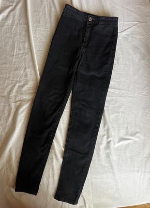 Джинси skinny