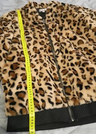 Леопардовый женский плюшевый бомбер, шубка бомбер леопардовый
