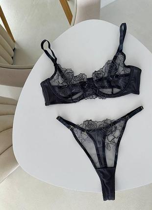 Жіночий комплект спідньої білизни: бюст із вишивкою і трусики, напівпрозора білизна, сірий...